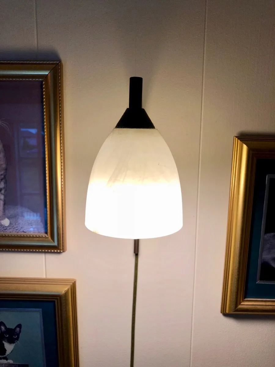 Vegglampe med E14 smart pære