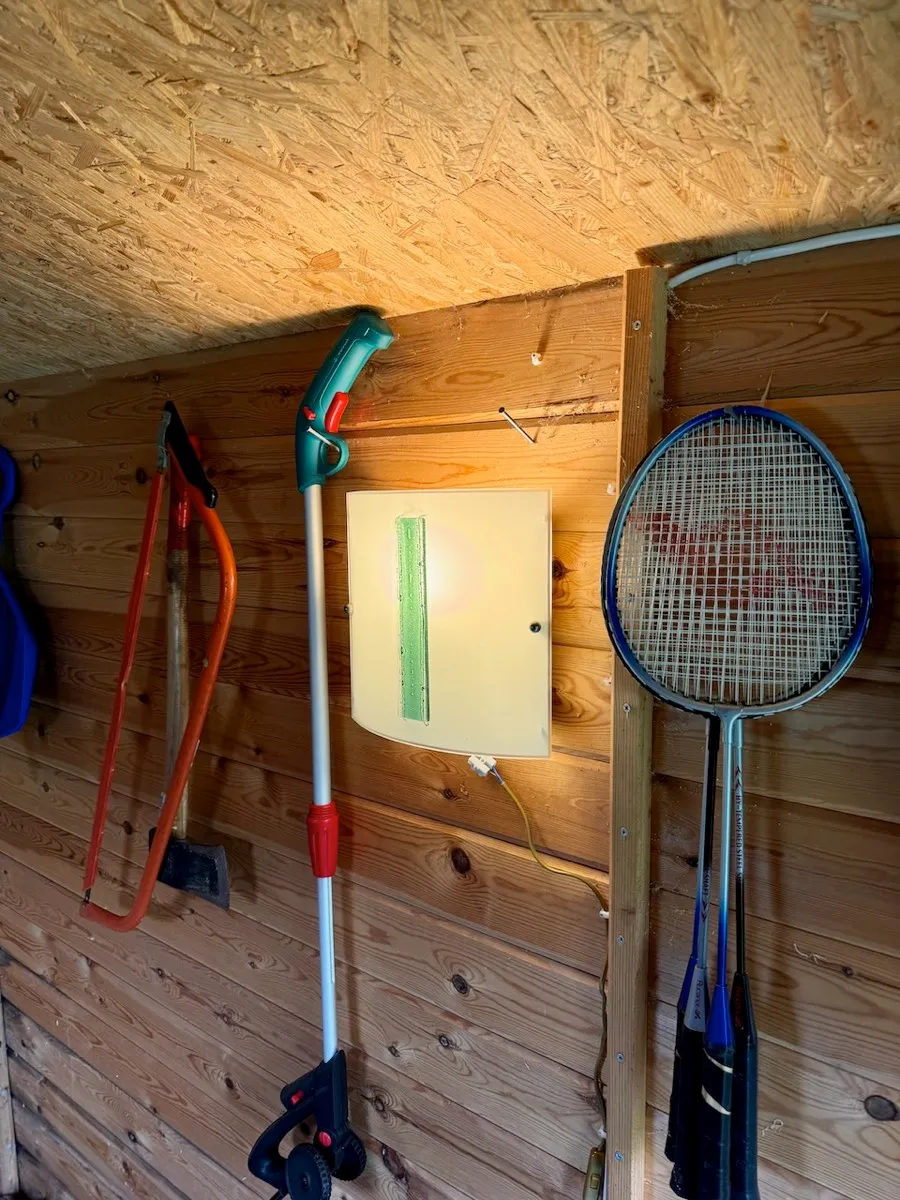 Vegglampe med Hue smartpære