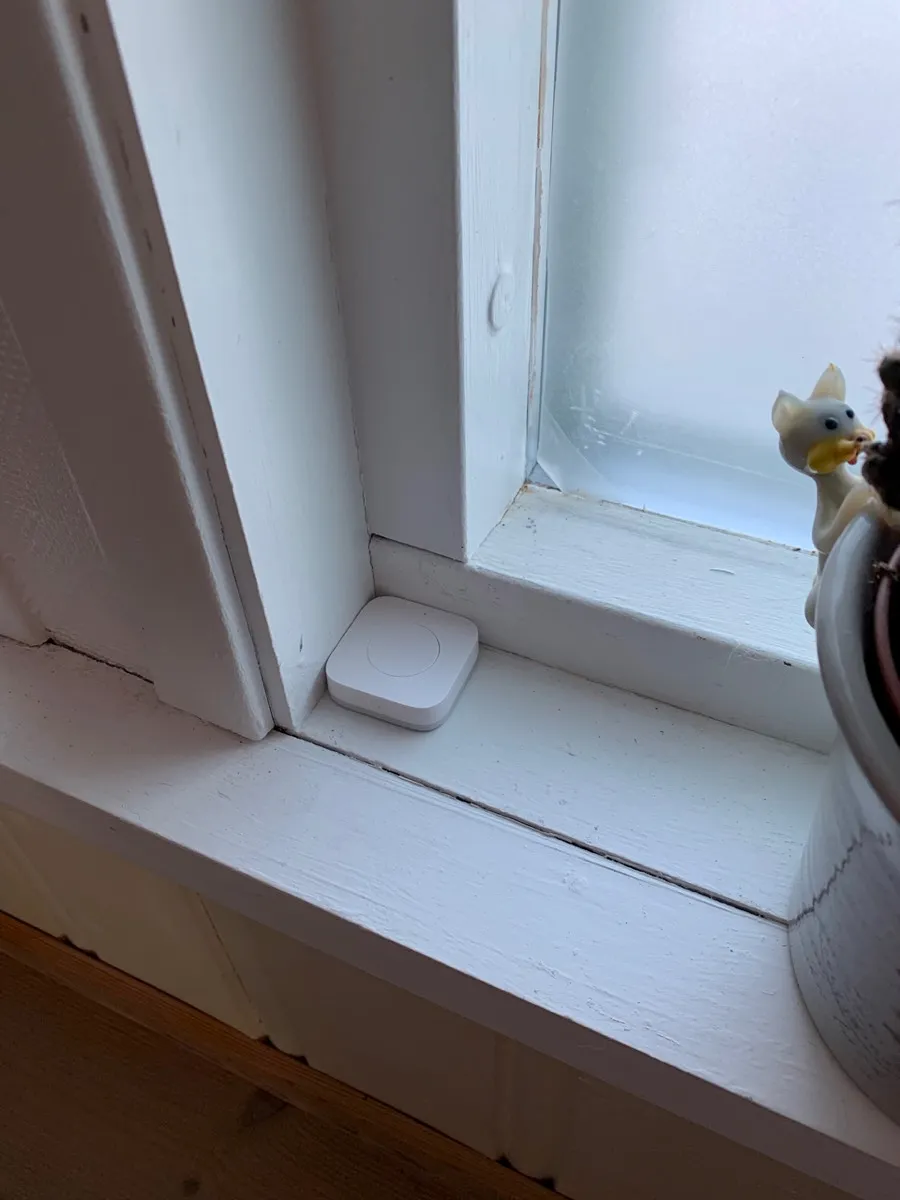 Aqara trådløse brytere for manuell styring av solskjermen og div. lys